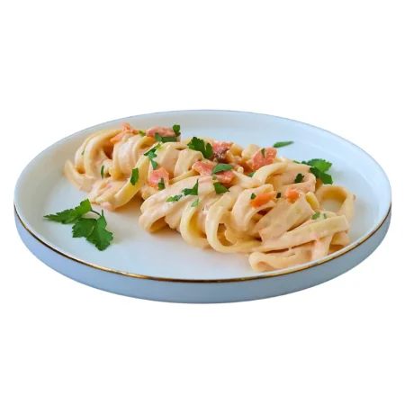 Lecker Tagliatelle Al Salmone in Viechtach